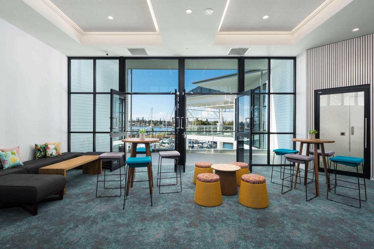 Отель Sails Port Macquarie By Rydges Экстерьер фото